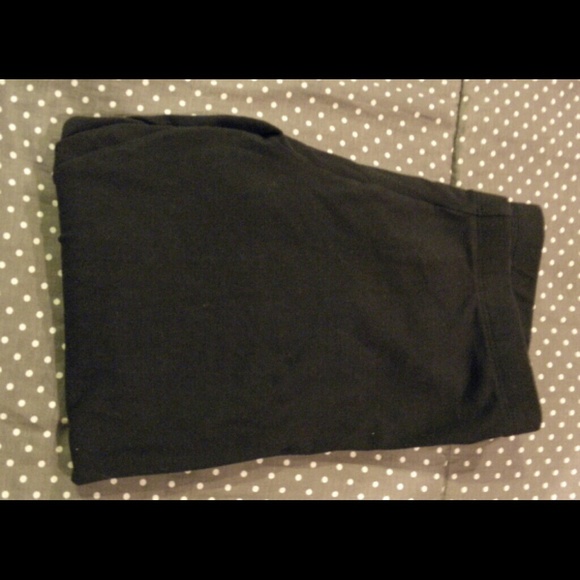 3 DAY PRICE CUT! Black Victoria's Secret Leggings!