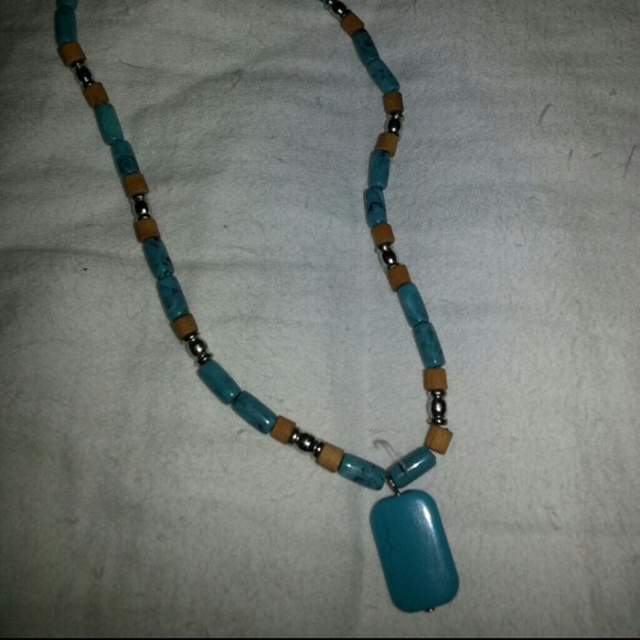 Jewelry - Necklace