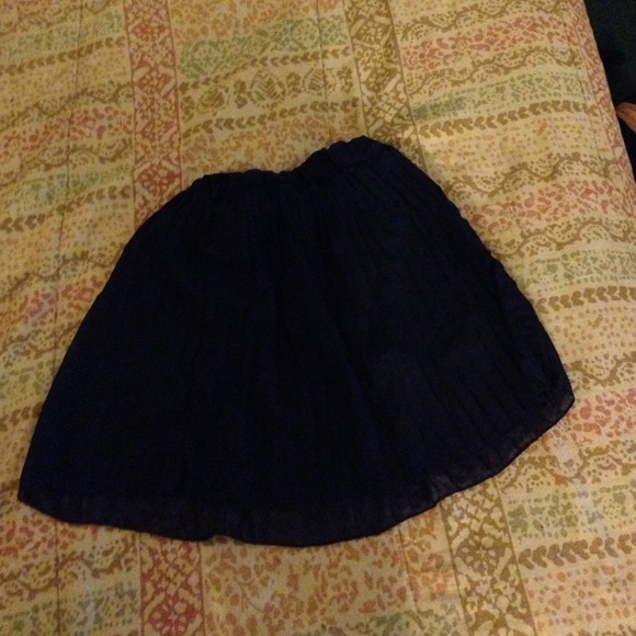 Skirt - Picture 2 of 2