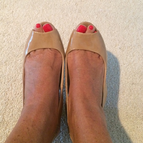 Zara Shoes - ZARA Nude color &elasticized strap