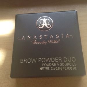 Anastasia Beverly Hills bro powder duo