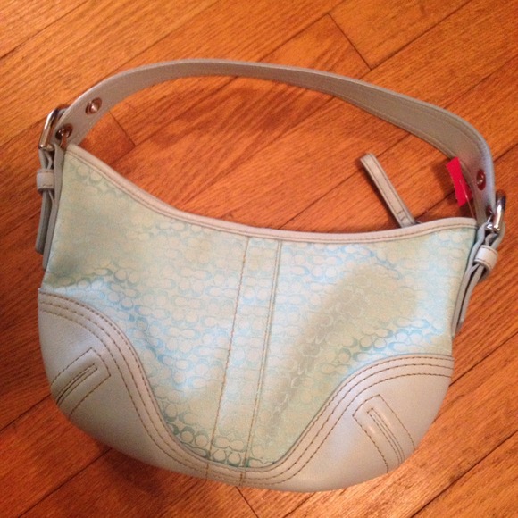 Coach Handbags - ❗️SOLD❗️Authentic Coach handbag