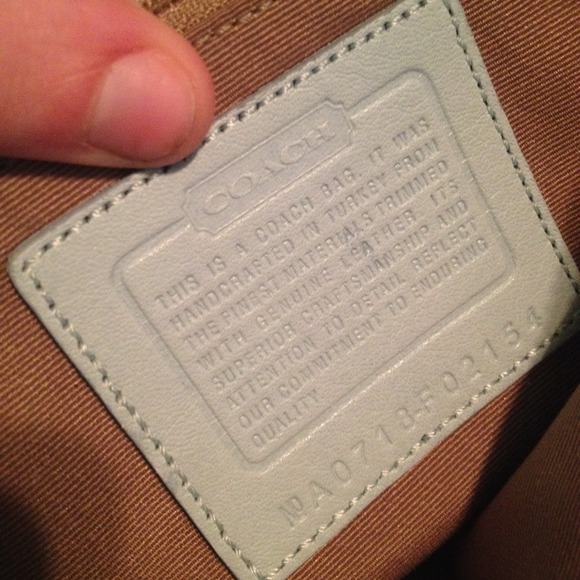 ❗️SOLD❗️Authentic Coach handbag - Picture 2 of 4