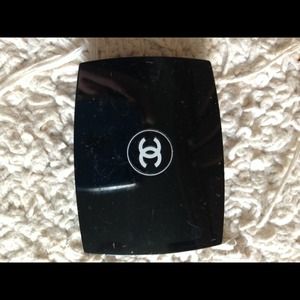 Chanel eye shadow