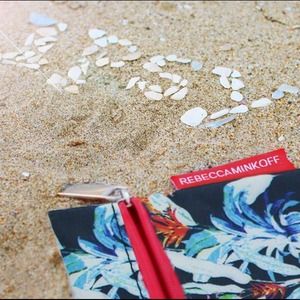 BEAUTY Bags for just $10!!!! 😍😍