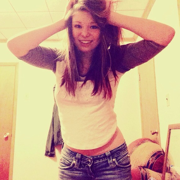 Aeropostale mid length top