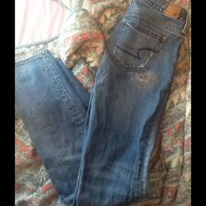 American Eagle jeans stretch size 4.