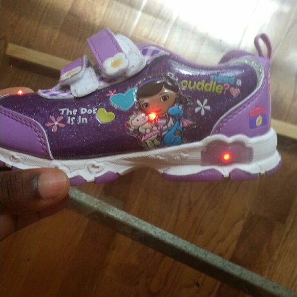Doc Mcstuffins sneakers