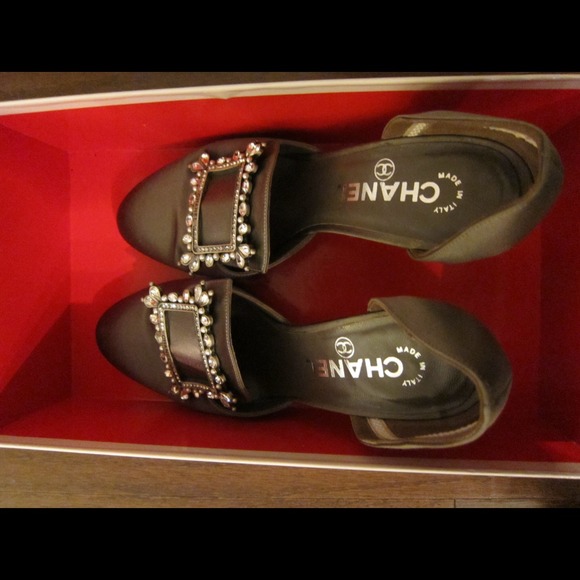 CHANEL shoes WORN TWICE only!