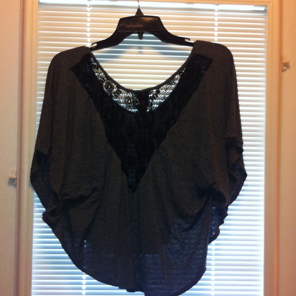 Lace back poncho shirt