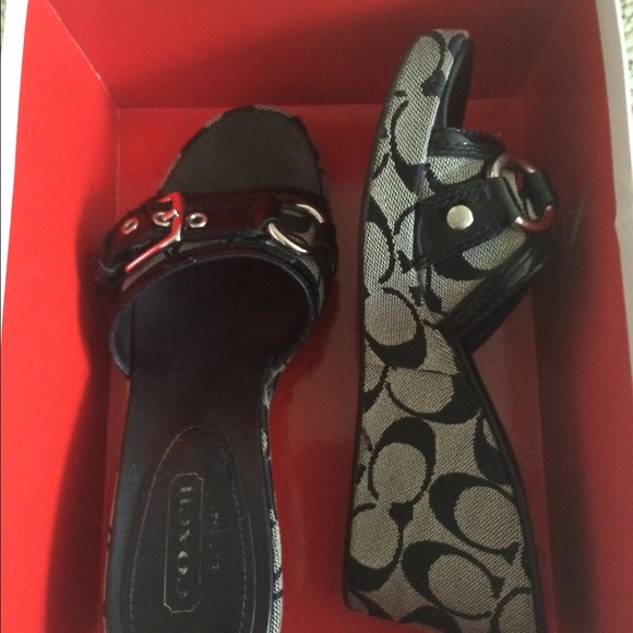 Coach sandals