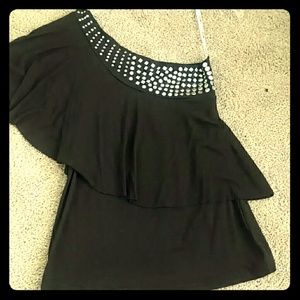 One sleeve shirt