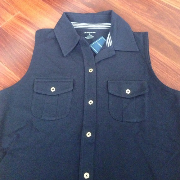 LANDS END navy blue sleeveless top w gold buttons. - Picture 1 of 2