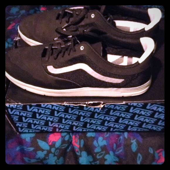 Brand new mens vans size 11