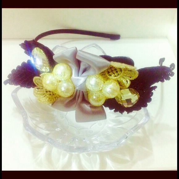 ✨Sold in Bundle✨Hairband