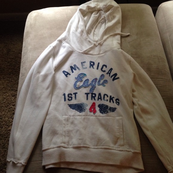 american eagle hoodie