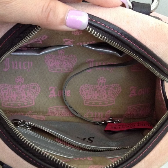 ‼️LAST CHANCE‼️💘HOST PICK SMALL PINK VELOUR BAG - Picture 3 of 4