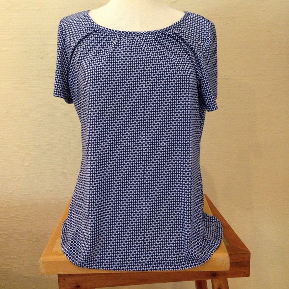 Price drop! Navy and white shirt