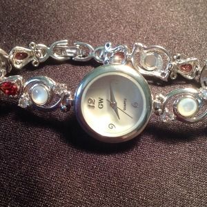 SALE!   STERLING SILVER GARNET, MOP & WHITE TOPAZ