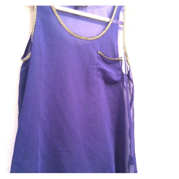 Detailed Chiffon Top - Picture 1 of 3