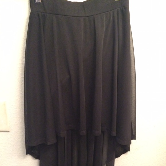 Black Hi-Low Chiffon Skirt - Picture 3 of 3