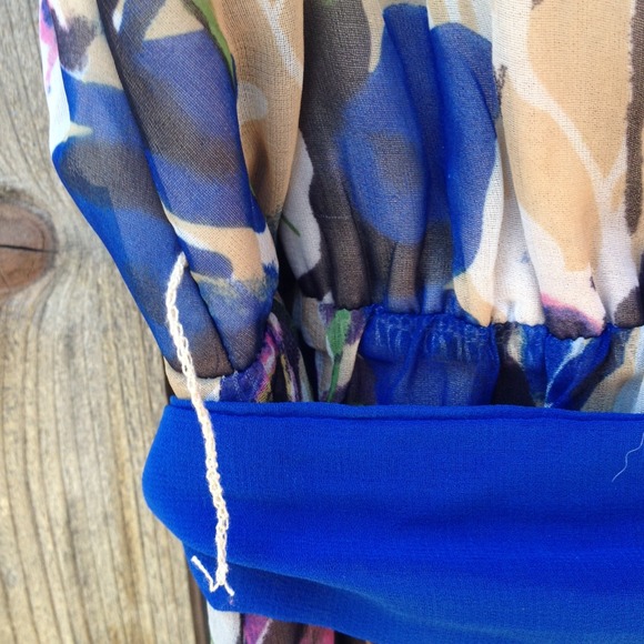 Francesca's Floral Dress - Picture 4 of 4