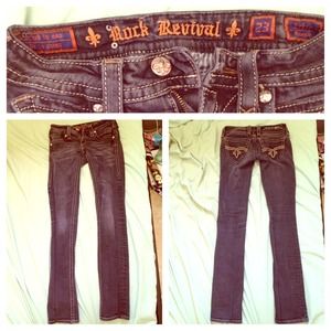✨RARE✨Rock revival straight leg jeans