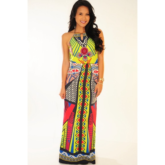 NWT! Beautiful Maxi dress! 🎀