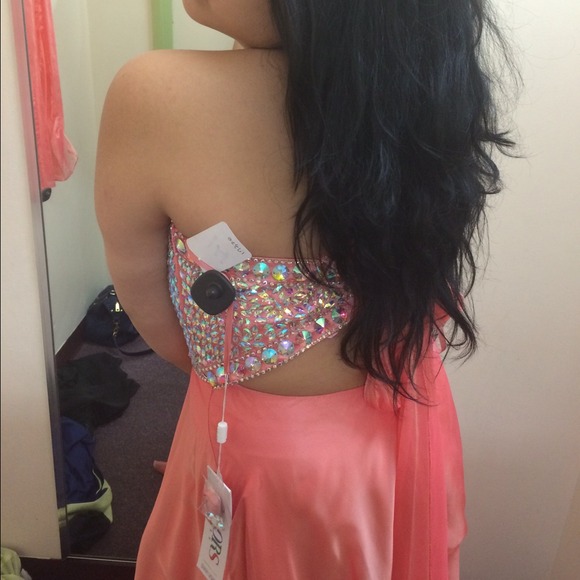 Prom Dress - Picture 3 of 4