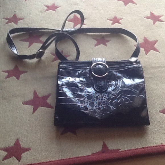 Relic purse REDUCED!!!!!