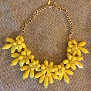 Yellow flower stacked statement necklace NWT