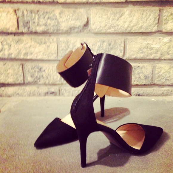 Zara Pumps