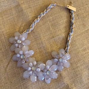 Boutique grey flower linked braid necklace NWT
