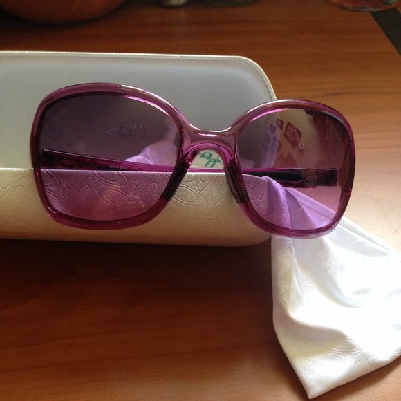 Brand New Womens Obessed Oakley Sunglasses