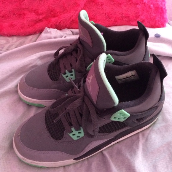 Green Glow 4s