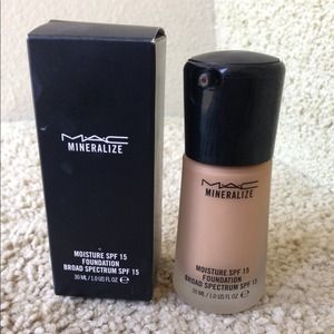 MAC Mineralize Foundation NC 35