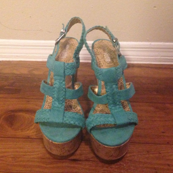 Turquoise wedges