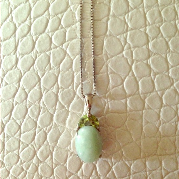Jade/Peridot Gemstone & Sterling Silver Necklace