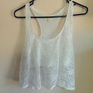 BP Flowy cochet crop top