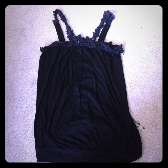 Pretty black tank top!