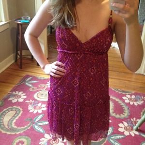 Cute patterned dress.