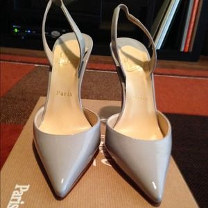 100% Auth. Louboutin Ever 100mm Grey size 37.
