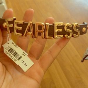 ⭐️FEARLESS BRACELET⭐️