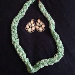 Earring necklace combo