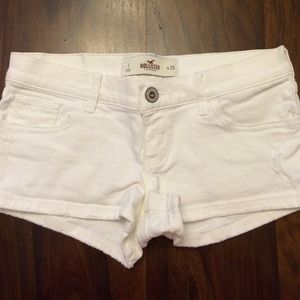 White Hollister shorts