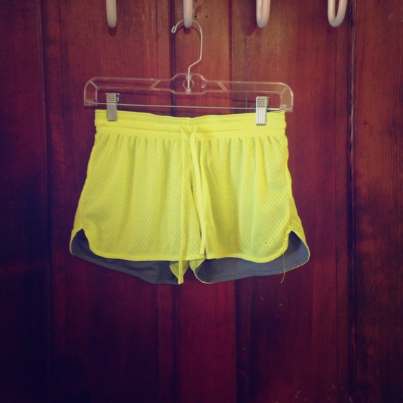 Running shorts