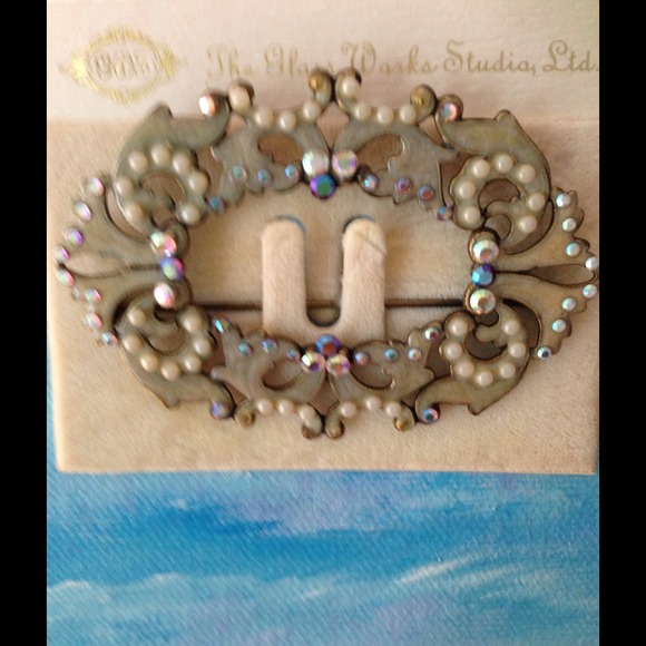 Glass Works Studio Jewelry - Heirloom Glass and Brass Vintage Pin