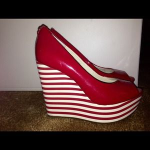 Michael Kors red wedges