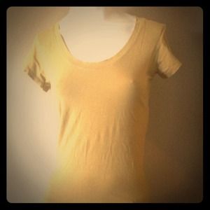 Mustard colored tight fitting tee shirt forever21
