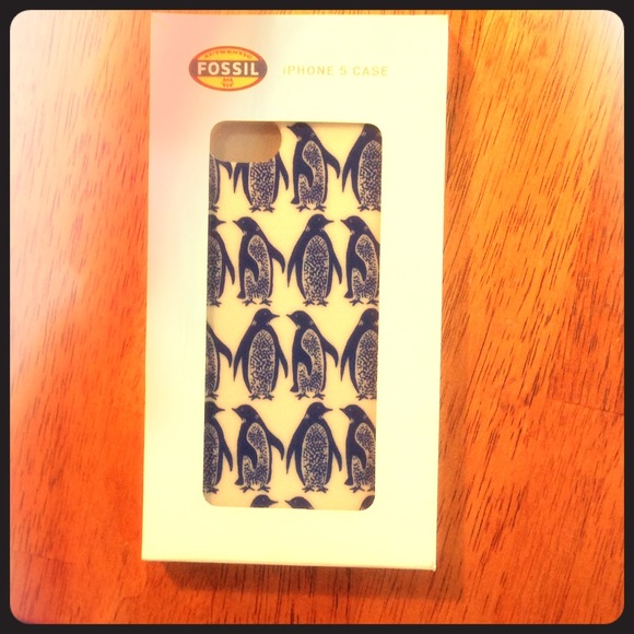 New In Box Fossil IPhone 5/5s Case!